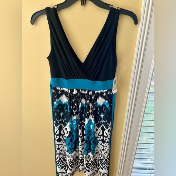 NWT, Black & Blue Sleeveless dress size 3/4 - Picture 1 of 2
